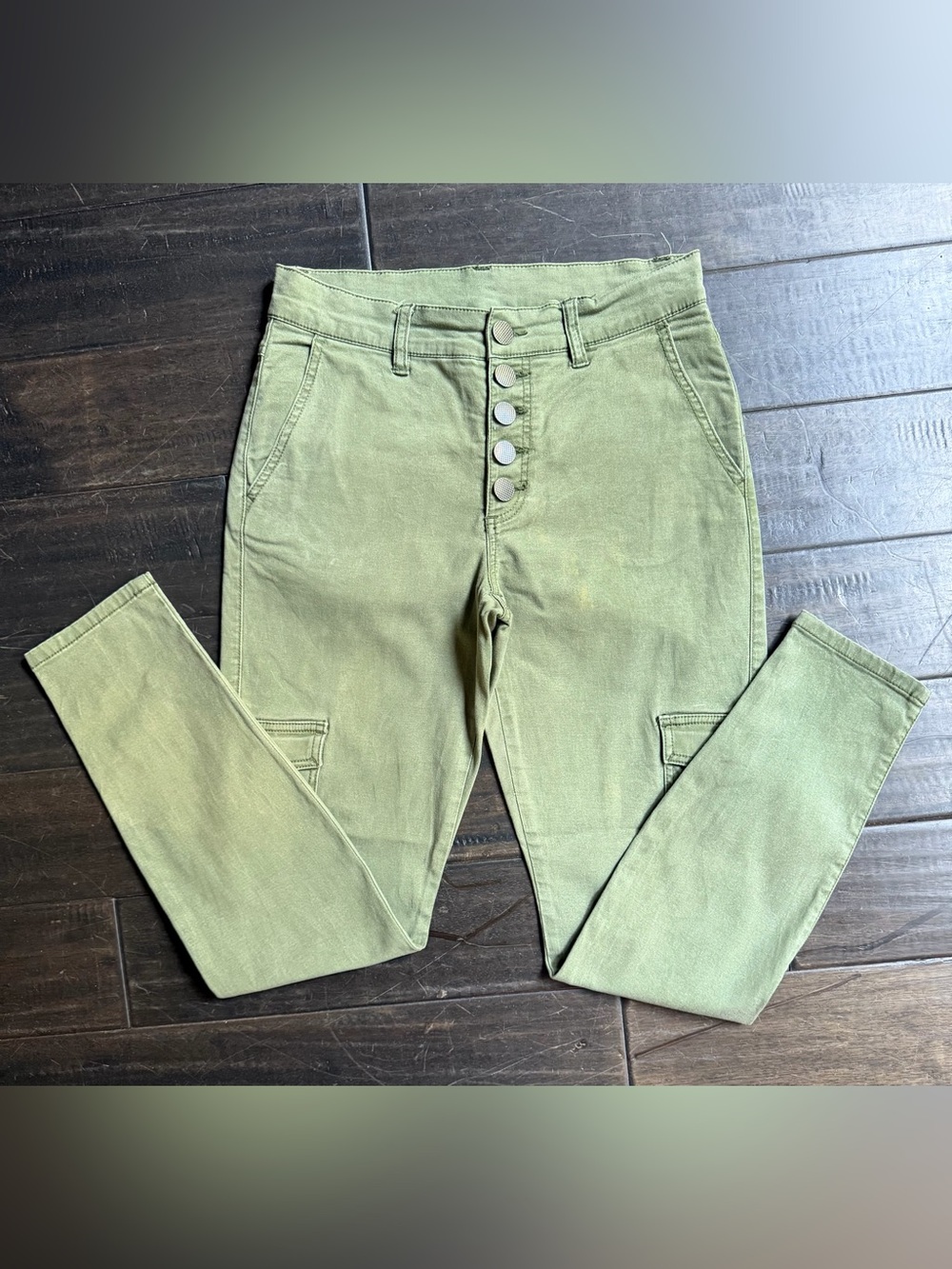 CAbi #5872 Button Fly Cargo Pants Size 6 Olive Army Green